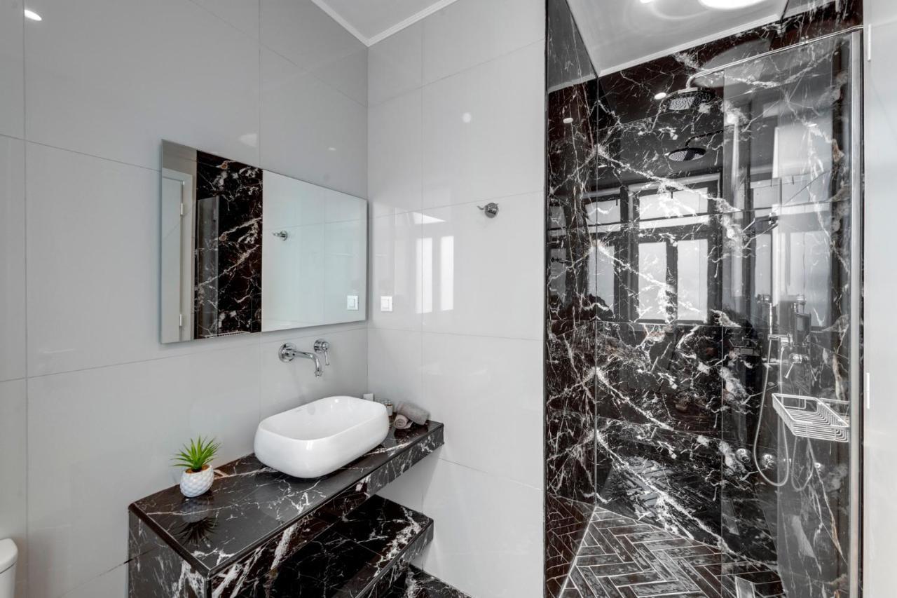 Amare Boutique Suites แอร์มูโปลี ภายนอก รูปภาพ
