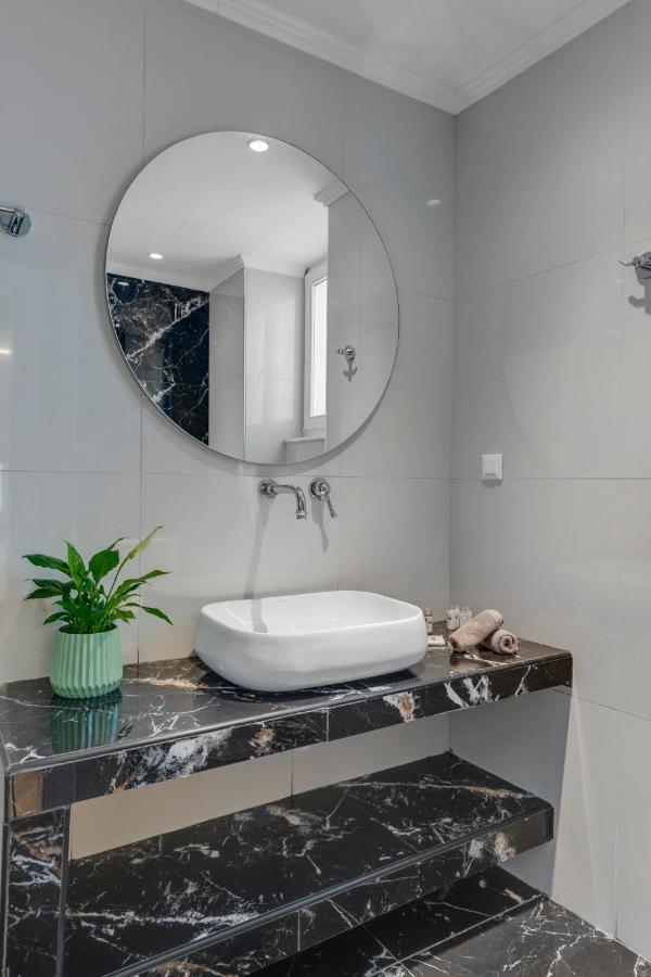 Amare Boutique Suites แอร์มูโปลี ภายนอก รูปภาพ